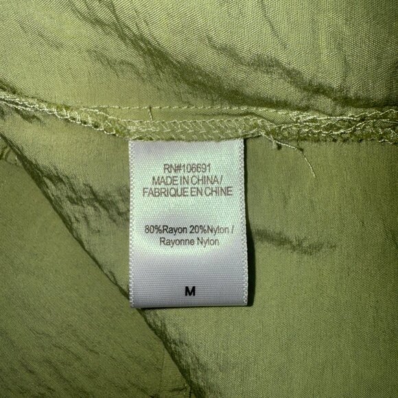 YFB Collared Button-Down Top Womens Size M Green Lightweight Relaxed Fit Blouse - Picture 4 of 5